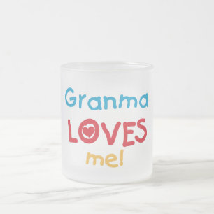 Granma Kärlek Me T-shirts och gåvor Frostad Glasmugg