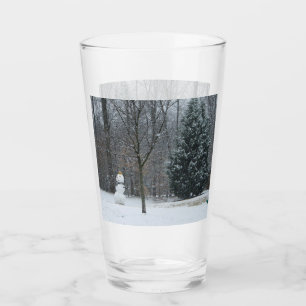 Grannens vinterscen i Snö i Snögubbe Glaskopp