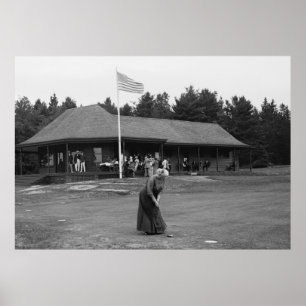 Granny Linjer Up a Putt, 1915 Poster
