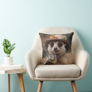 Granny Meerkat Vin Time Kudde