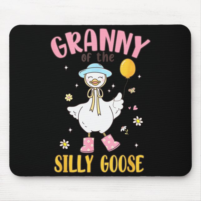 Granny Of The Silly Goose First Birthday Family Ma Musmatta (Framsidan)