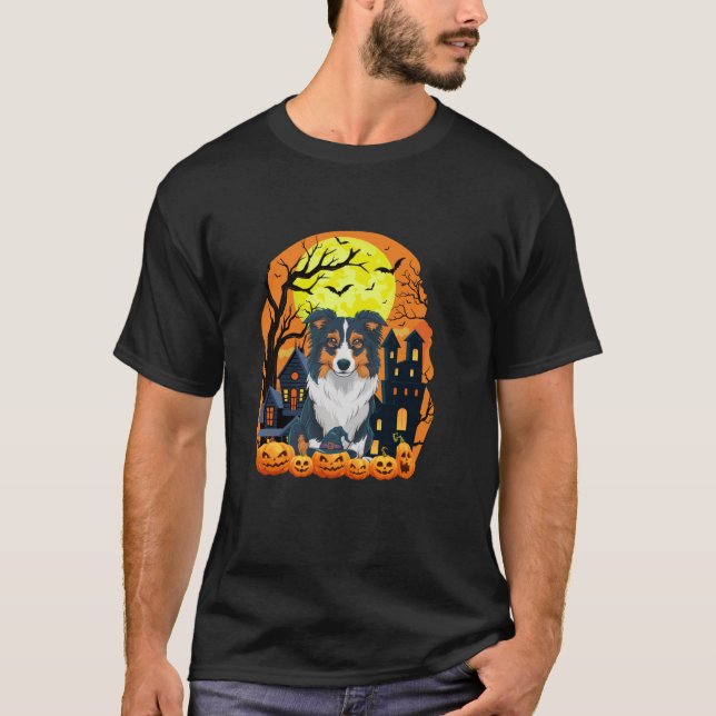 Gräns Collie Hund with pumpkins funny Scary Hallow T Shirt (Framsida)