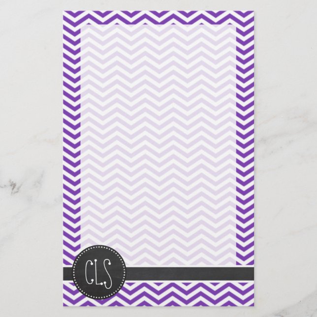 Grape Lila Chevron Rand; chalkboard-utseende Brevpapper (Framsida)