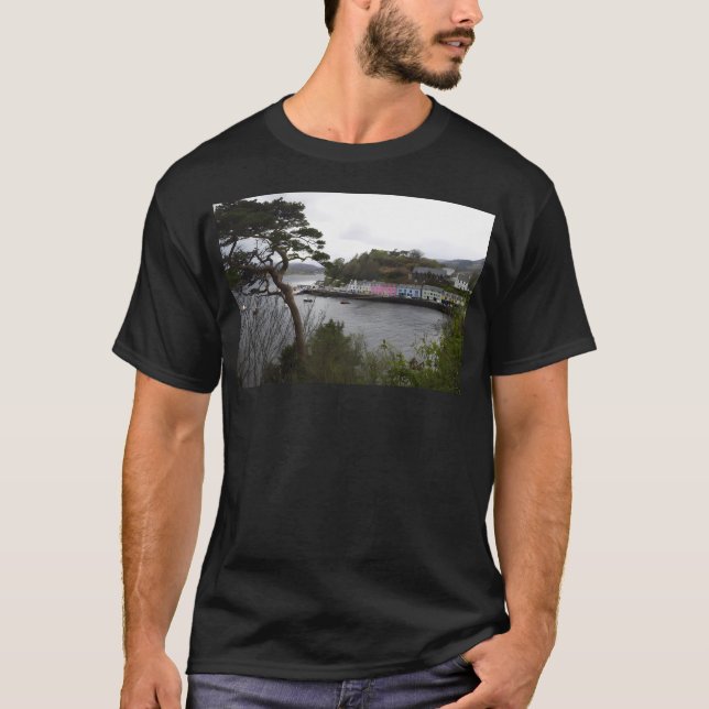 Gräs Träd vid hamnön Skye T Shirt (Framsida)