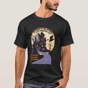 Gräsande borom på en mörk-ökenmotorväg t shirt