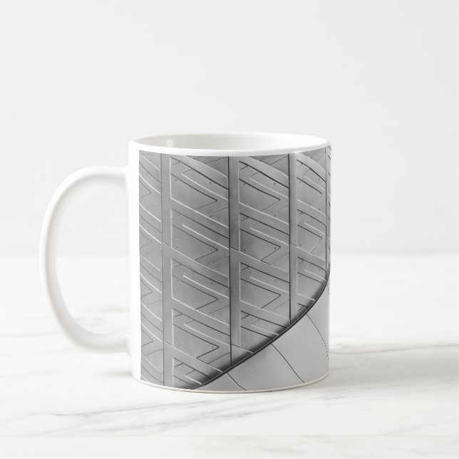 Gråskalebild av golv kaffemugg (Vänster)
