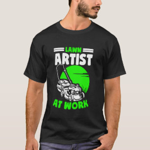 Gräsmatta Artist at at Work Gräsmatta Gräsmatta Mo T Shirt