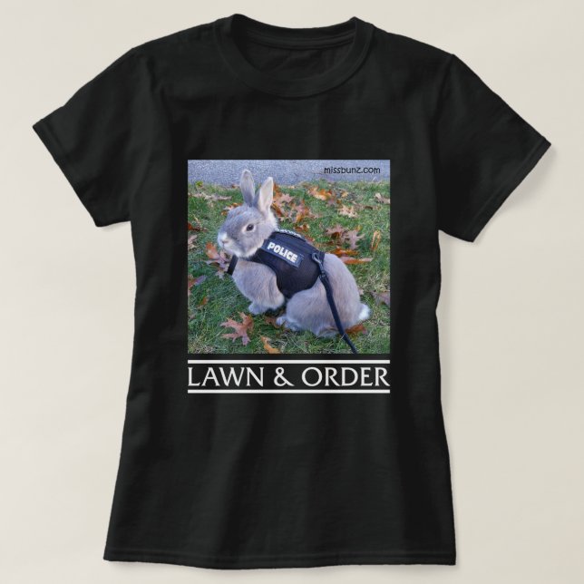 Gräsmatta & beställer kvinna utslagsplats tee (Design framsida)