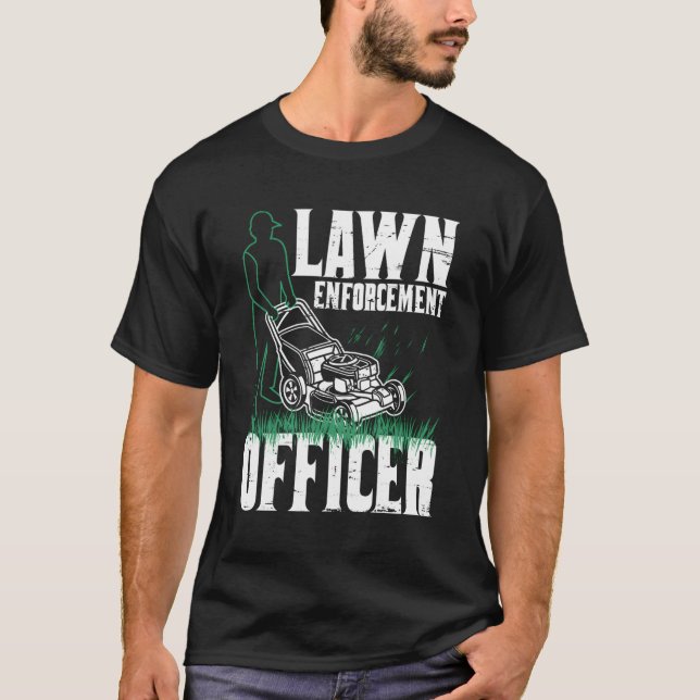 Gräsmatta Mwing Trimmer Worker Gardener liggande T Shirt (Framsida)