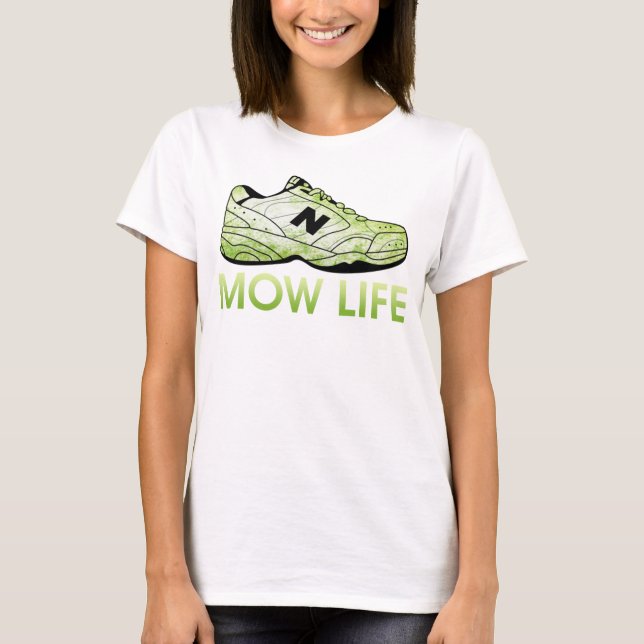 Grässkärande Gräsmatta Gödande Pappa Life Shirt T Shirt (Framsida)