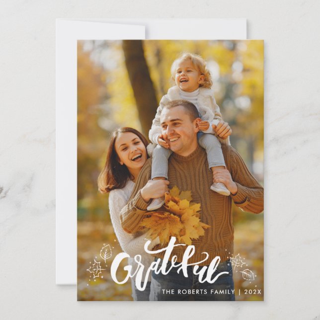 GRATEFUL | vita bokstäver i happy thanksgiving-kor Julkort (Framsida)