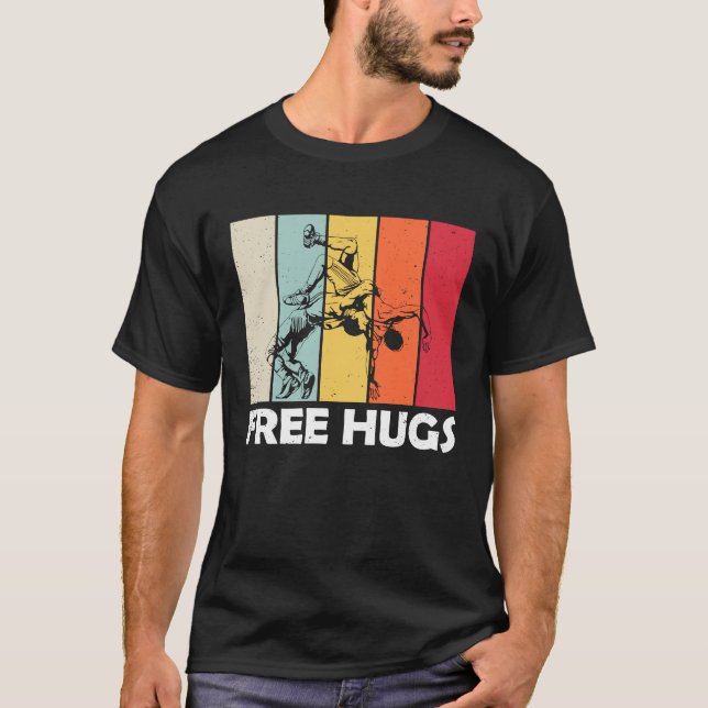 Gratis ett Hugs Pro Wrestler Wrestling T Shirt (Framsida)
