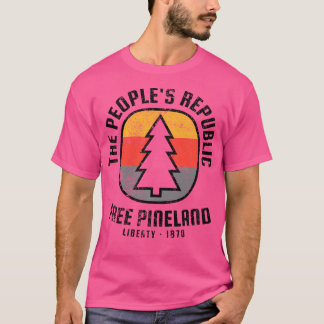 Gratis Pineland Retro Camping Badge T Shirt