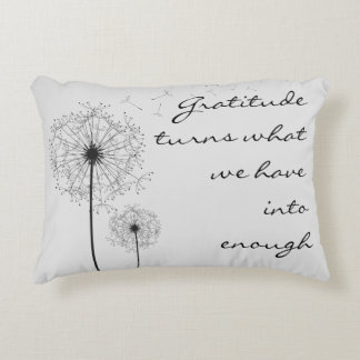 Gratitude Dandelion Pillow Prydnadskudde