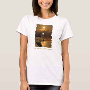GRATITUDE Praying Örn Dam Shirt T-shirt