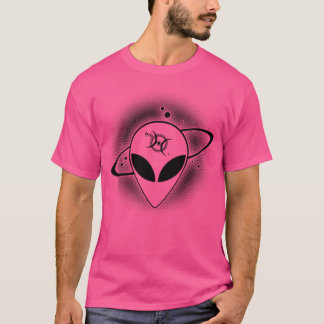 Grått Alien 01 Mörk på ljusframsidan T Shirt