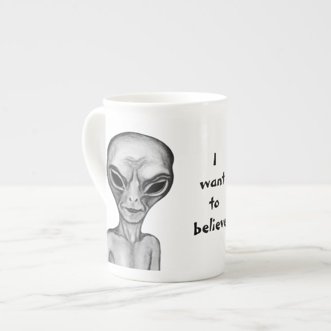 Grått Alien, jag vill tro Benporslin Mugg (Framsida vänster)