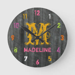 Grått Barnwood Inspired Colorful Personlig Clock Rund Klocka