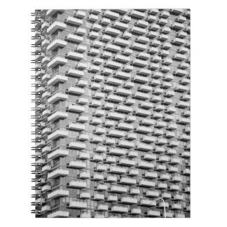 Grått-betong-byggnad Anteckningsbok