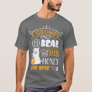 Grått björn och hans honung bor här premium t shirt