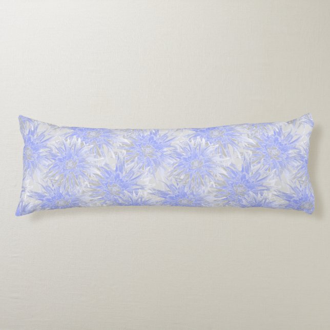 Grått-blå dahlias. kroppskudde (Framsidan)