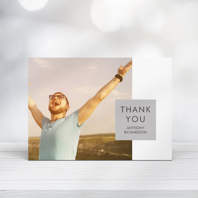 Grått Block | Foto Student Tack Inbjudningar (Skapare uppladdad)