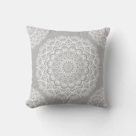 Grått Boho Mandala Kudde