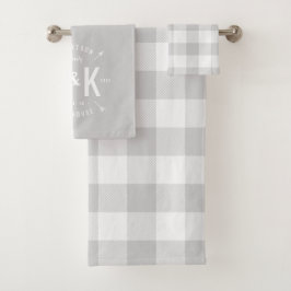 Grått Buffalo Check and Farmhouse Arrow Monogram