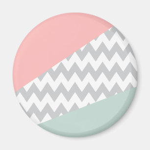 Grått Chevron Mint och Coral Magnet