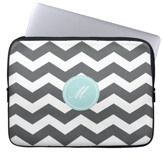 Grått Chevron Mönster Laptop sleeve (Framsidan)