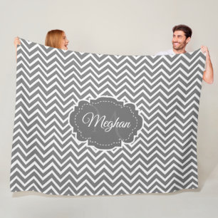 Grått Chevron Personlig Fleece Blanket