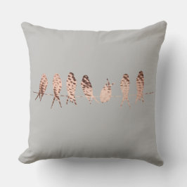 Grått Faux Copper Design with Birds on Wire Kudde