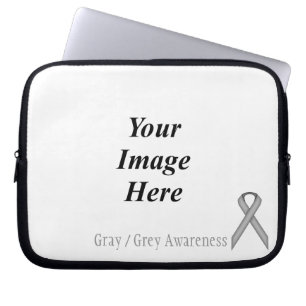 Grått / Grått Standard Ribbon av Kenneth Yoncich Laptop Sleeve