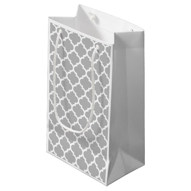 Grått Grått White Moroccan Quatrefoil Mönster #5 (Framsidan Vinklad)