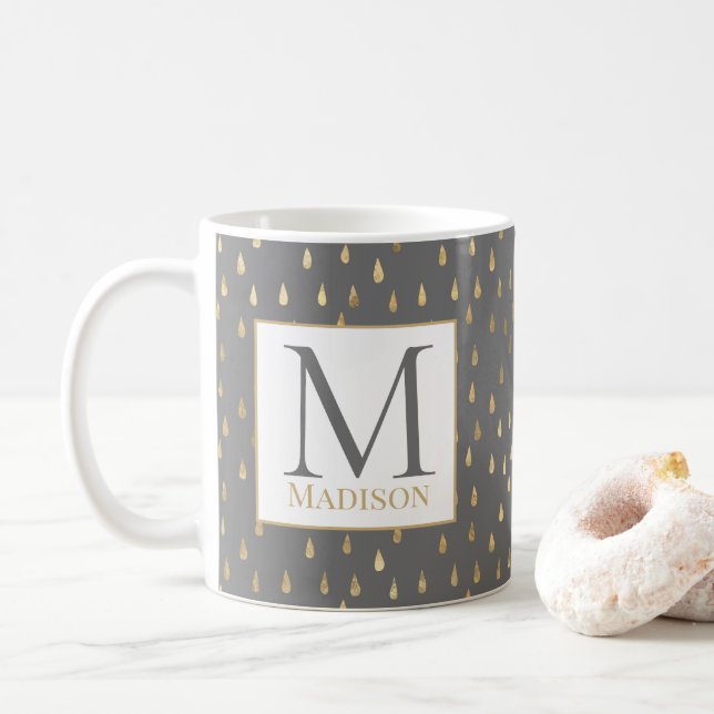 Grått Guld RainDrop Modern Trendig Monogram Kaffemugg (Med munk)