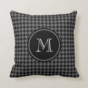 Grått houndstooth mönster monogram dekorativ kudde