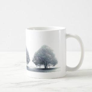 Grått Lime Träd in Fog, Wales Kaffemugg