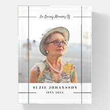 Grått Linjer Photo Memorial