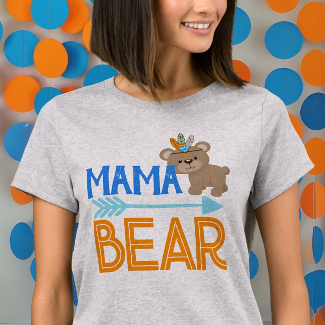 Grått Mamma Bear Vild 1 Woodland Birthday T-Shirt (Mama Bear Wild One 1st Birthday Shirts for Mom. Other matching shirts available in the collection!)
