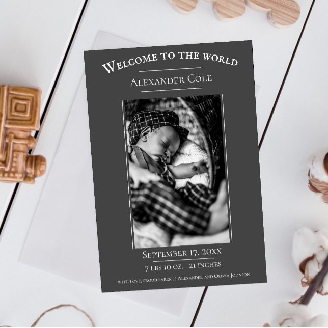 Grått-minimalistiskt meddelande om fotofödelse (Gray Minimalist Photo Birth Announcement)