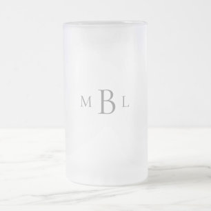 Grått Monogram Elegant bröllop Frostat Ölglas