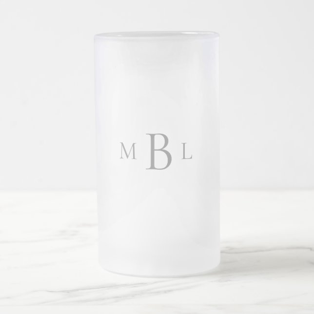 Grått Monogram Elegant bröllop Frostat Ölglas (Center)