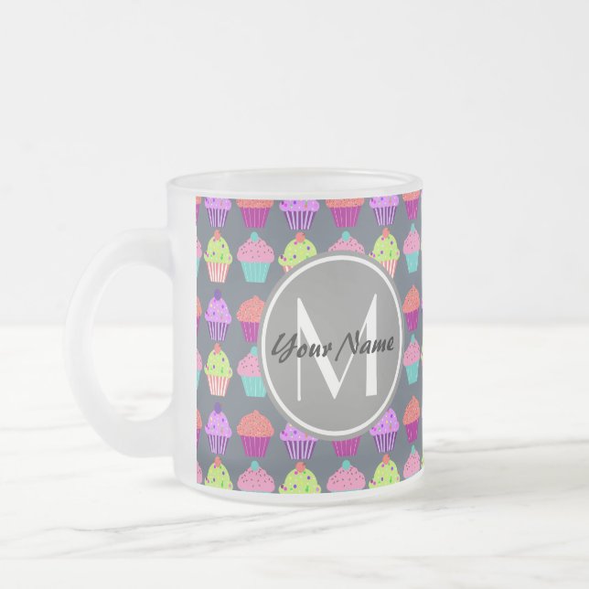 Grått-Muffinsar, Personlig Namn Monogram Frostad Glasmugg (Vänster)