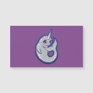 Grått Narwhal val med design för