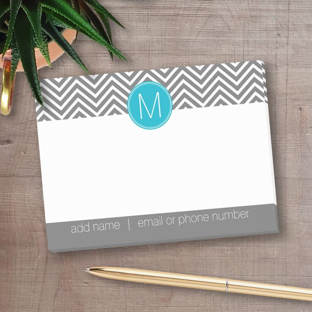 Grått och Aqua Blue Chevrons med ett monogram Post-it Block (Personalized post-it notes - add your name and other text)