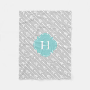 Grått- och Aqua Monogrammed Arrows Mönster Fleecefilt