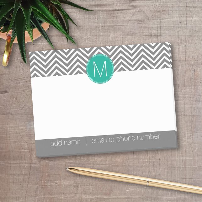Grått och Emerald Chevrons med ett monogram Post-it Block (Personalized post-it notes with a monogram and contact information - low quantity available)