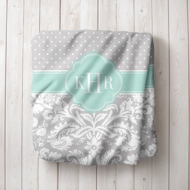 Grått och Mint Damask Polka dots Monogram Fleecefilt (Skapare uppladdad)