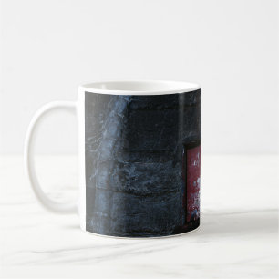 Grått- och rött väggfäste kaffemugg