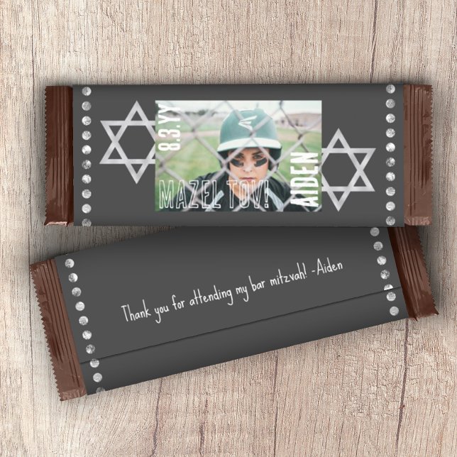 Grått Pub Mitzvah Budget Candy Pub Wrapper w/Stars Flygblad (DIY Budget Personalized Gray Bar Mitzvah Chocolate Candy Bar Wrapper with Photo, Stars of David)